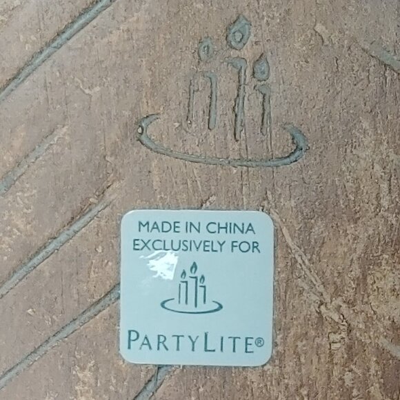 PartyLite Sculpted Leaf Pillar Garden Tray - Retired - Picture 5 of 9